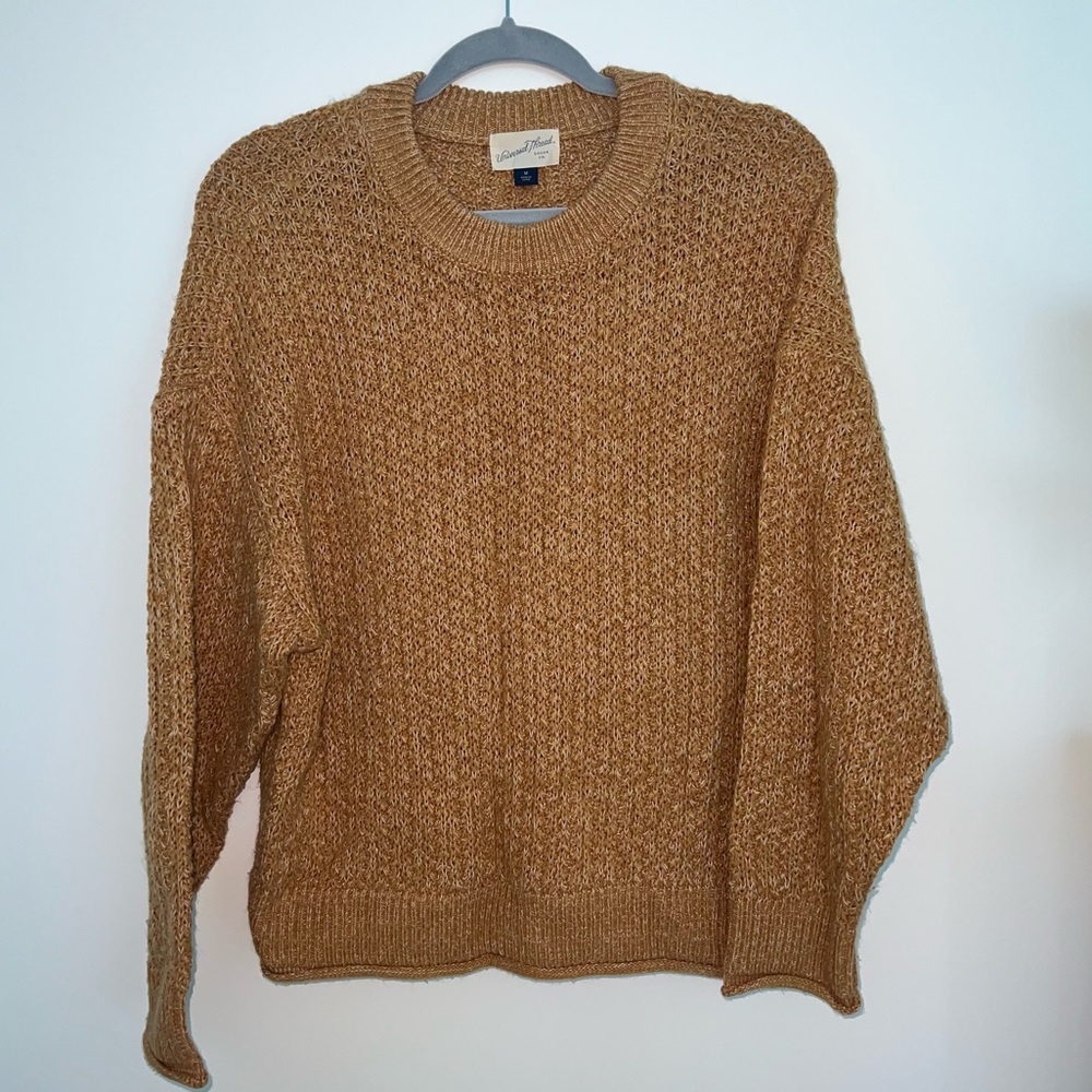 Universal Threads Sweater